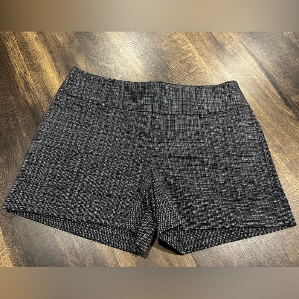 Express shorts Sz 2